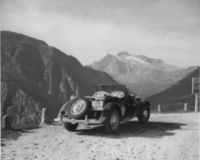 MG Midget Series TD (1950) - rastend