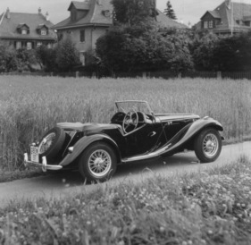 MG Midget Series TF (1954) - Frontscheibe oben, sonst offen