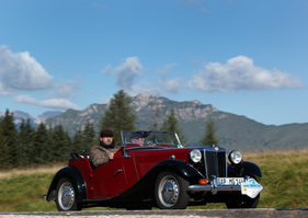 MG Midget TD (1953) - ADAC Trentino Classic 2013 - Oldtimer-Wanderung um den Autostadt-Pokal (1953)