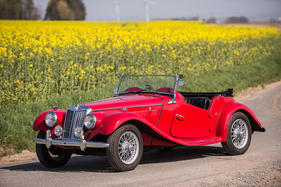 MG Midget TF Roadster (1954) - angeboten als Lot 303 an der Bonhams-Versteigerung im Grand Palais Paris am 4. Februar 2016