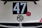 Bild: MG Mistral (1956) - das MG-Markenzeichen auf dem Bug