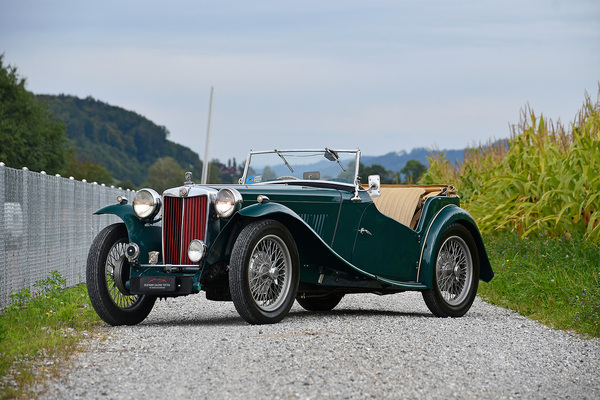 Bild: MG TC (1949) - angeboten in der Versteigerung der Oldtimer Galerie Toffen am 22. März 2025