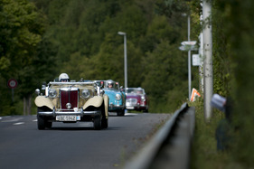 MG TD (1951) - am Start beim GP Suisse 2012 in der Kategorie Sport- und Tourenwagen 1946 - 1962 (1951)