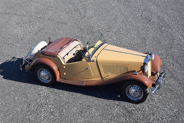 MG TD (1952) - als Lot 036 am 25. April 2015 an der Versteigerung der Oldtimer Galerie in Toffen