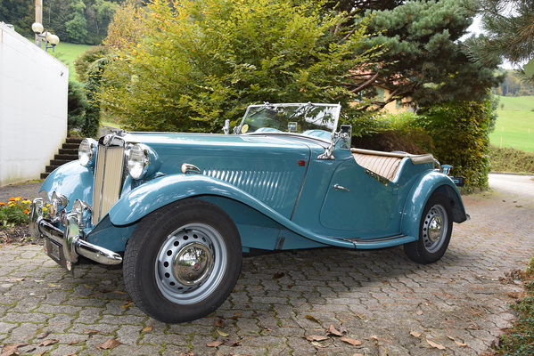 MG TD (1952) - angeboten an der Versteigerung der Oldtimer Galerie in Toffen am 29. November 2014