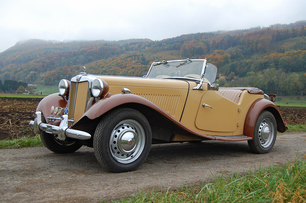 MG TD (1952) - vorgesehen für die Versteigerung der Oldtimer Galerie in Toffen am 26. April 2014
