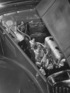 MG TF (1953) - der Blick auf den XPAG-Motor mit zwei SU-Vergasern