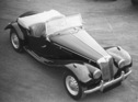 MG TF (1954) - ein Linkslenker mit Scheibenrädern, Speichenräder kosteten Aufpreis