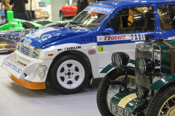 MG Type M (1929) - neben Metro 6R4 - Sonderschau 100 Jahre MG - Rétromobile Paris 2024