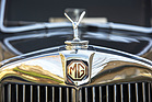 MG WA (body in the style of Reinbolt & Christé) (1939) - MG sign and radiator mascot