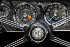 MGA Twin Cam (1959) - Tacho bis 200 km/h, keine Angeberei