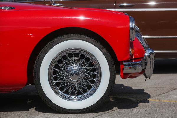 MGA mit Speichenrädern und Weisswandreifen - British Car Meeting (BCM) Mollis 2022