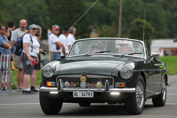 MGB Cabriolet mit Tagfahrlicht - British Car Meeting Mollis 2017