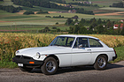 MGB GT (1976) - die in Kontrastfarbe gehaltenen Stossfänger fallen schon auf