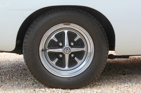 MGB GT (1976) - die klassischen Rostyle-Felgen