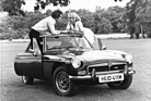MGB GT V8 (1974) - da lässt es sich zu zweit natürlich angenehm reisen