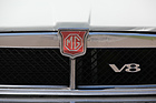 MGB GT V8 (1974) - nur das "V8"-Zeichen auf dem Kühlergrill verrät die Potenz des Wagens