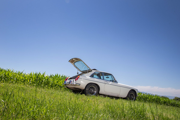 MGB GT V8 (1974) - praktische Sportwagen gab es in den Sechzigerjahren gar nicht so viele, in den Siebzigern wurde es besser