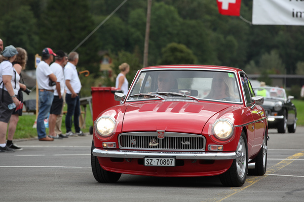 MGB GT V8 mit spezieller Motorhaube - British Car Meeting Mollis 2017