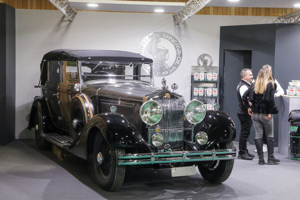 Majestätischer Minerva - Rétromobile Paris 2024