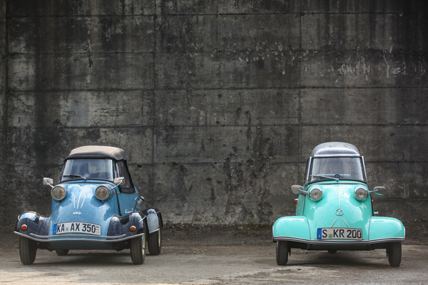 Man beachte die vielen Unterschiede - links FMR Tg500, rechts Messerschmitt KR200 - 12. Internationales Microcar Treffen Wohlen 2022