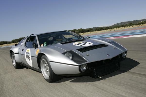 Bild Marc Sonnery am Lenkrad eines raren Gruppe 4 Maserati Bora