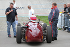 Marco Werner wartet auf seinen Einsatz im Maserati 250 F (1956) - Indianapolis Oerlikon am 27. Juli 2017