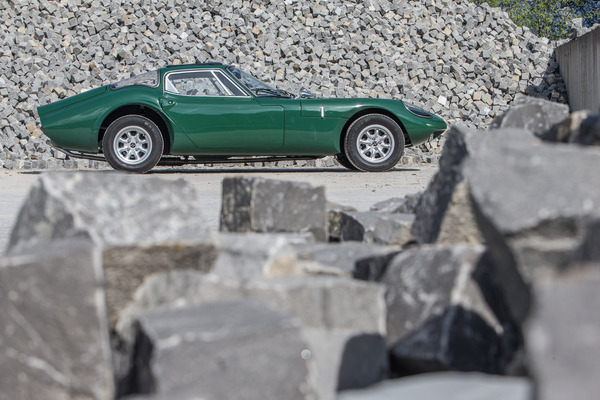 Marcos 1600 GT (1967) - 114 cm Höhe auf 408 cm Länge ergeben automatisch eine sportliche Form