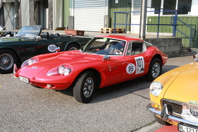 Marcos 1600 GT (1968) - Frühe Exemplare hatten ein Chassis aus Sperrholz - Oldtimer Grand Prix Safenwil 2025 (1968)