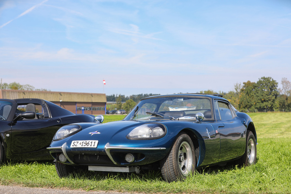 Marcos 1600 GT (1968) - still with wooden chassis - Fantastic Plastic and Triumph Day 2025