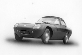 Marcos GT (1961) - eines der ersten Bilder des GT mit Flügeltüren