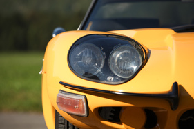 Marcos GT 3 Litre (1971) - Doppelscheinwerfer unter Glas