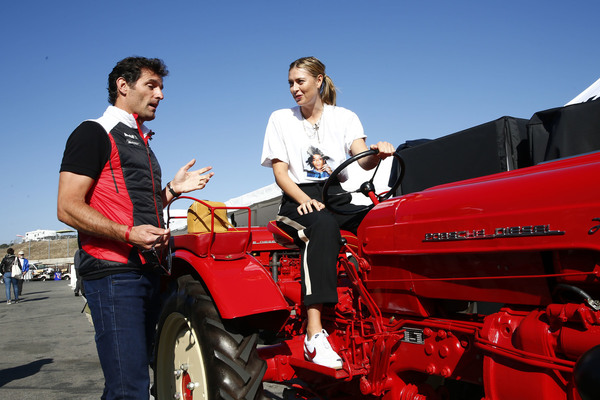 Marija Scharapowa hat mit Marc Webber Spass am Porsche Traktor - Porsche Rennsport Reunion 2018