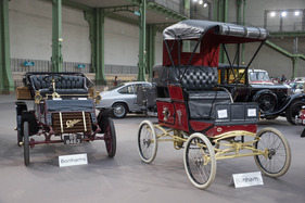 Marlboro Dampfwagen Runabout (1900) - wurde als Lot 335 an der Bonhams Auktion im Grand Palais in Paris am 6. Februar 2014 versteigert