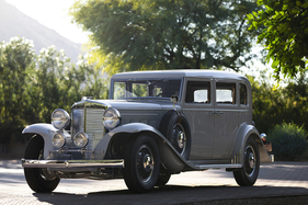 Marmon Sixteen Five-Passenger Sedan by LeBaron (1932) - als Lot 154 an der RM/Sotheby's Arizona Versteigerung 2021