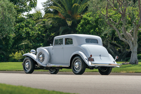 Marmon Sixteen Victoria Coupé LeBaron (1933) - als Lot 340 an der RM/Sotheby's Versteigerung in Monterey am 13. - 15. August 2015