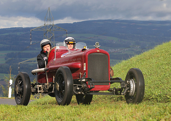 Marmon T 68 (1928) at the Michaelskreuzrennen 2011 (starting number 232)