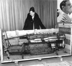 Maserati  (1939) - 3-Liter-Maserati-Motor mit zwei Kompressoren, genutzt von Wilbur Shaw in Indianapolis - Rennwagenschau - Genfer Autosalon 1966