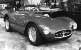 Maserati 2 Liter (1955) - Präsentation des Rennsportwagens auf dem Turiner Autosalon 1955