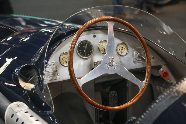 Maserati 250 F (1954) - Chassis 2504, Blick ins Cockpit auf dem Lukas-Hüni-Stand - Rétromobile Paris 2024