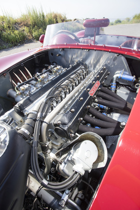Maserati 300 S (1956) - Reihensechszylinder mit drei Weber-Vergasern