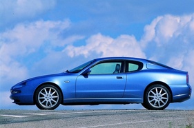 Maserati 3200 GT (1998) - wurde gerne in Blau-, Grau- oder Silber-Farbtönen bestellt (1998)
