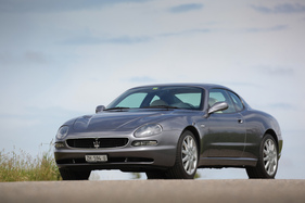 Maserati 3200 GT (1999) - rundliche Formen dominieren (1999)