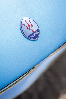 Maserati 3500 GT (1961) Italsuisse von Pietro Frua - Der Dreizack auf der Front