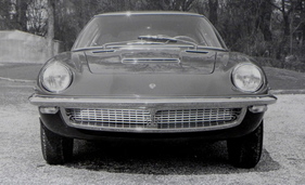 Maserati 3500 GT Due Posti (1964) - das Frua-Coupé von vorne, bereits ohne Chrom unter den Scheinwerfern