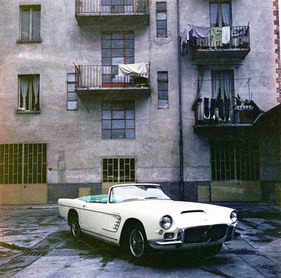 Maserati 3500 GT Spider Frua (1958) – Im Hinterhof von Fruas Studio Tecnico in der Via Villa Glori 8, Turin