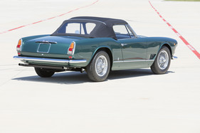Maserati 3500 GT Vignale Spyder (1960) - macht auch geschlossen eine gute Figur