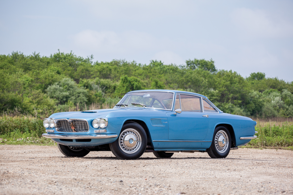 Maserati 3500 GTI (1961) Italsuisse von Pietro Frua - Die Front des Wagens erinnert stark an den später erschienenen Sebring