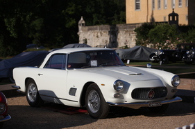 Maserati 3500 GTI Coupé Tipo AM 101 Touring (1962) am Concours d'Elegance "Jewels in the Park" im Schloss Dyck - Class L "Italian Grand Tour" (C44)