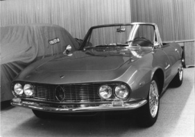 Maserati 3500 GTI Vignale Spider (1964) - ausgestellt auf dem Automobilsalon von Genf von 1964